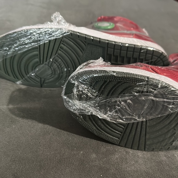 Nike Air Jordan 1 Gucci New Sz10.5 - Picture 5 of 7